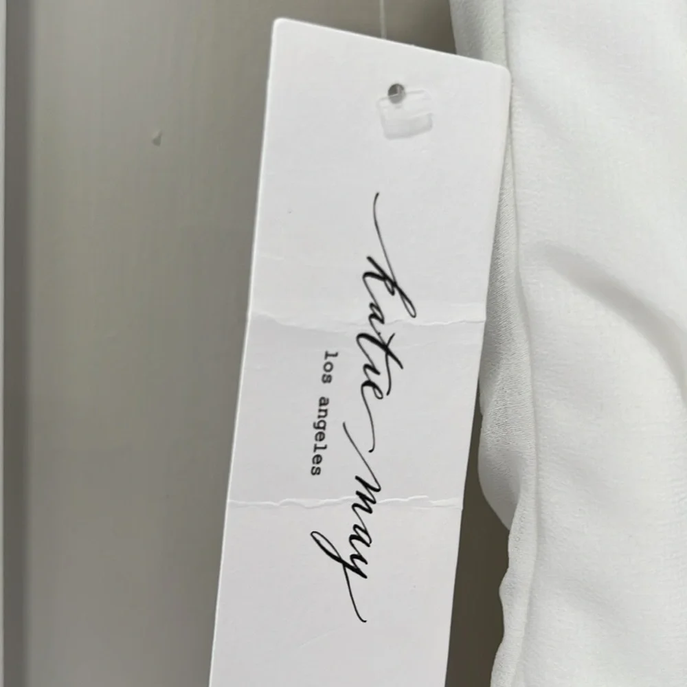 Katie May Darcy Gown in Ivory - Picture 6 of 13